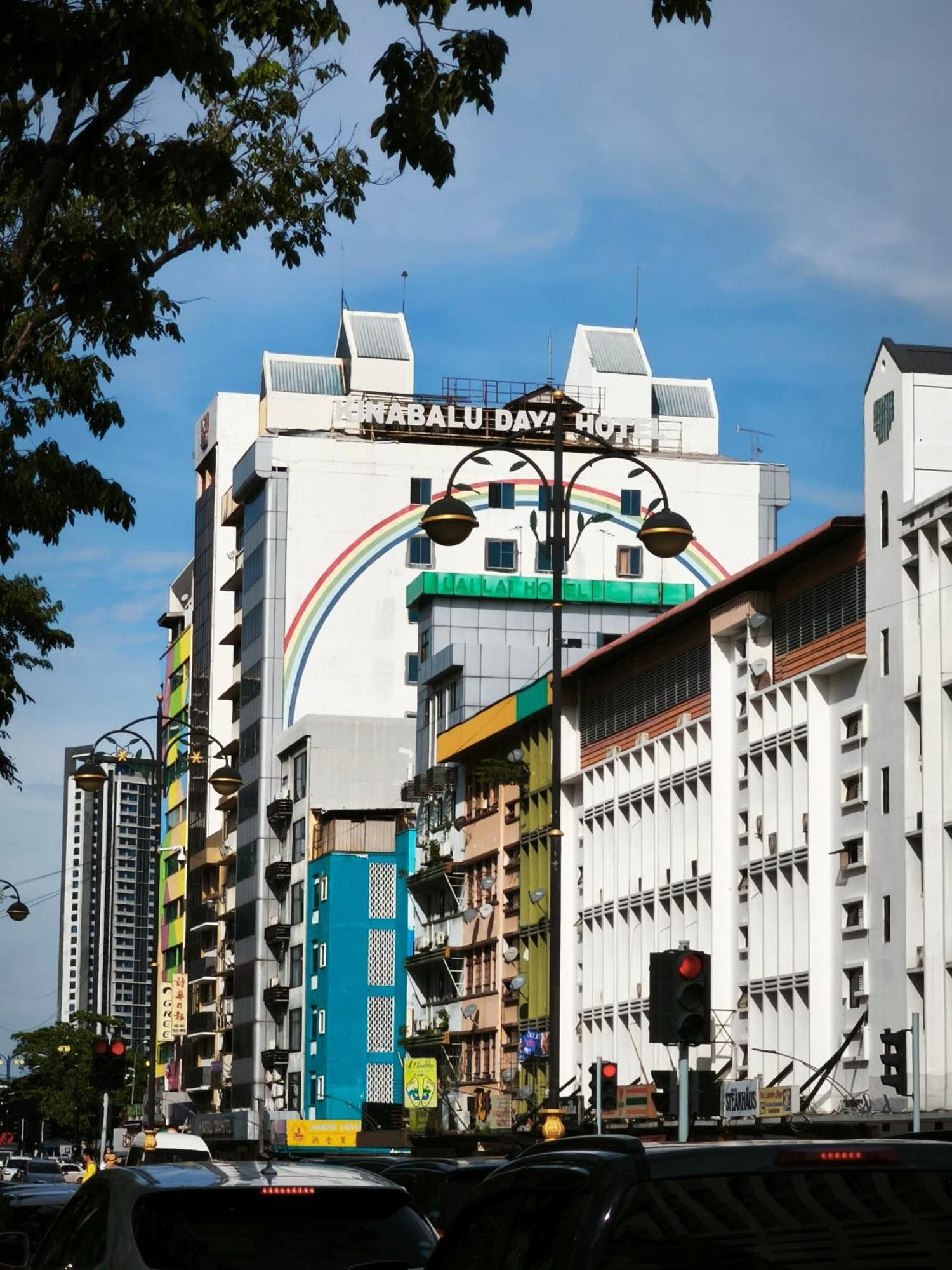 Kinabalu Daya Hotel Kota Kinabalu Exterior photo